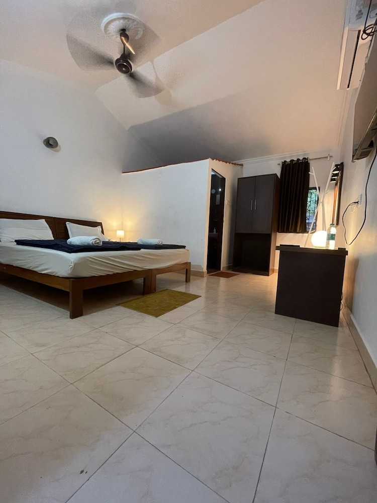 kites hostel and rooms vagator goa