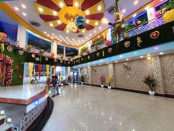 narayan marriage hall and resort