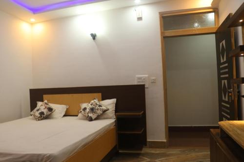 narayan marriage hall and resort