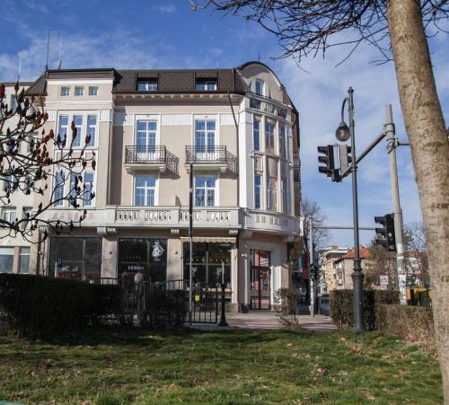 corner house