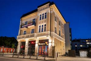 corner house