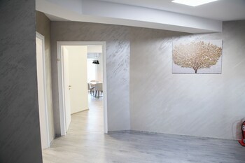 Corner House,,2 star