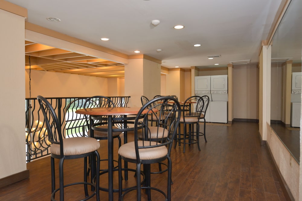 the bradford hotel ascend hotel collection