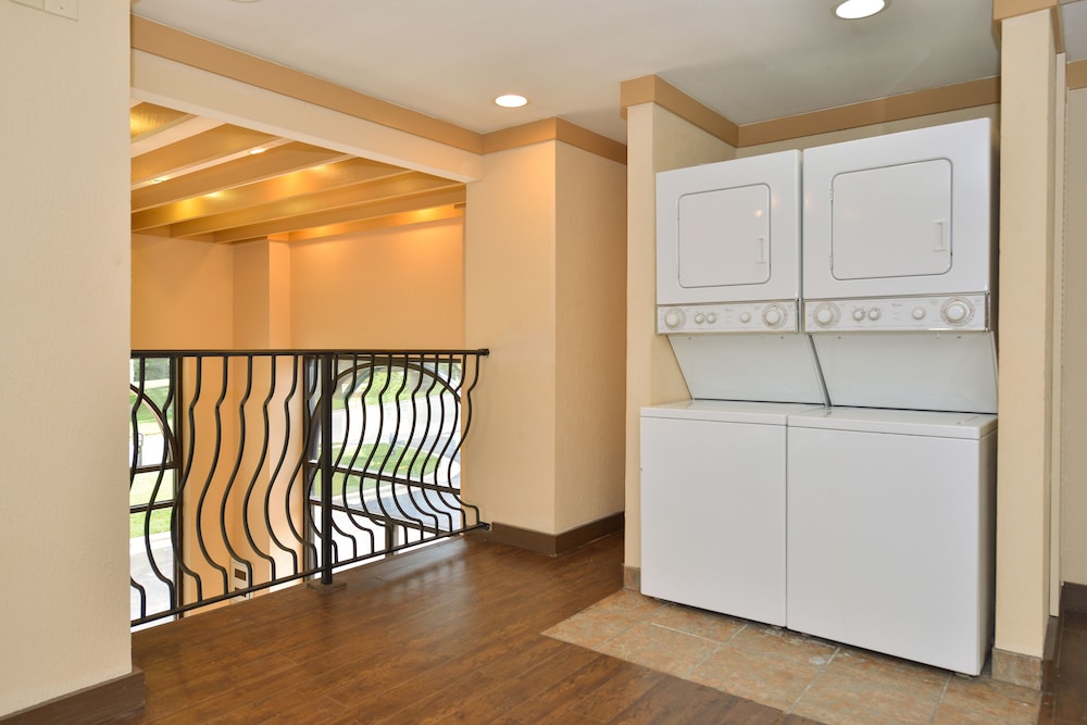 the bradford hotel ascend hotel collection