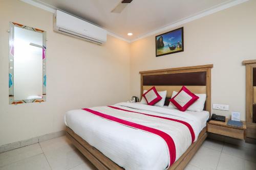 Hotel Amar International,,2 star