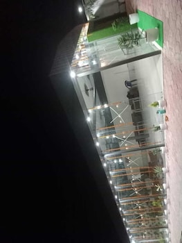 shivanya palace and restaurant