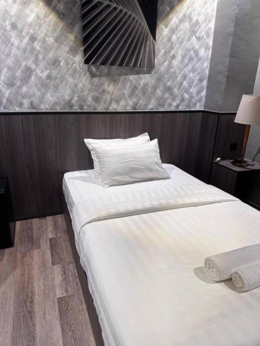 t mok hotel