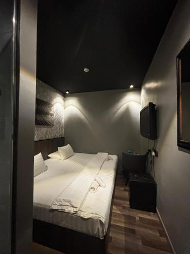 t mok hotel