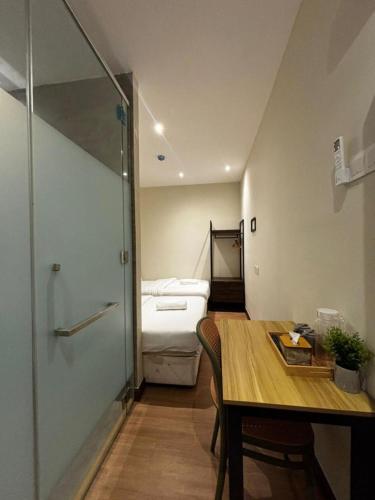 t mok hotel