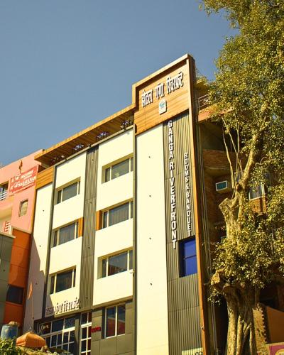 ganga riverfront rooms and banquet