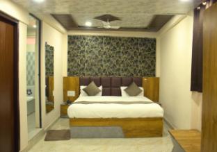 ganga riverfront rooms and banquet