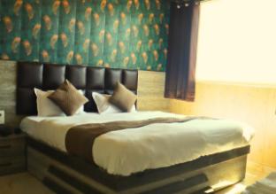 ganga riverfront rooms and banquet