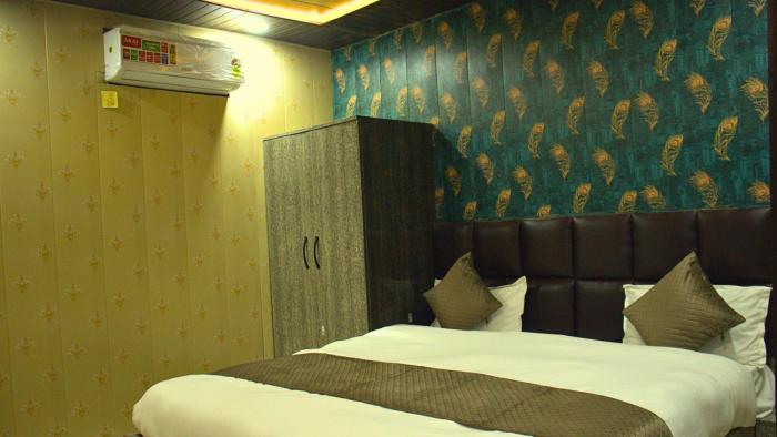 ganga riverfront rooms and banquet