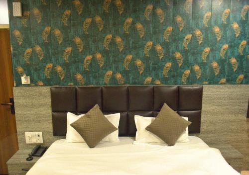 ganga riverfront rooms and banquet