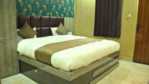 ganga riverfront rooms and banquet