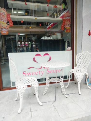 sweety secret guesthouse