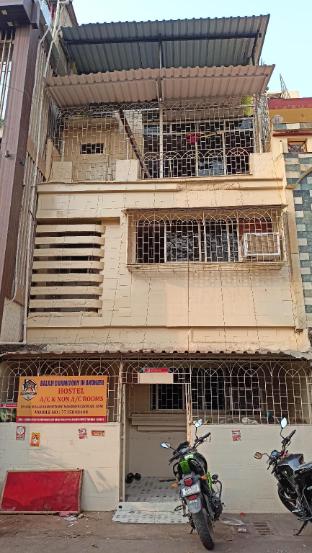 Balaji Dormitory In Andheri,,2 star