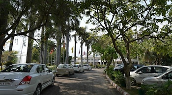 tilyar hotel and resort