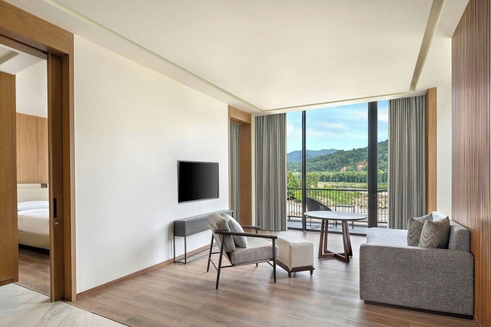 jim corbett marriott resort and spa