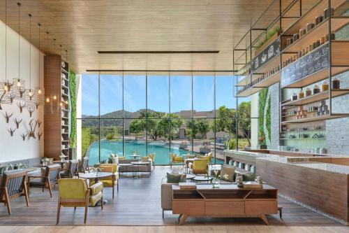 Jim Corbett Marriott Resort & Spa,,5 star