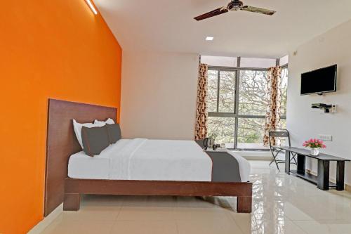 The Blooms Stay Inn,,3 star