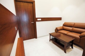 hotel lakshmi towers