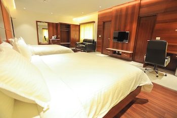 hotel lakshmi towers