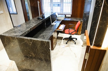 hotel lakshmi towers