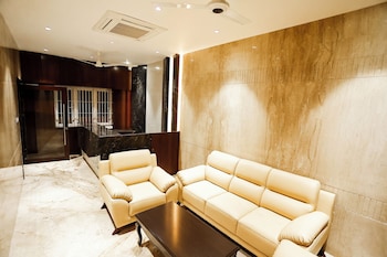 hotel lakshmi towers