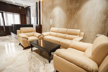 hotel lakshmi towers