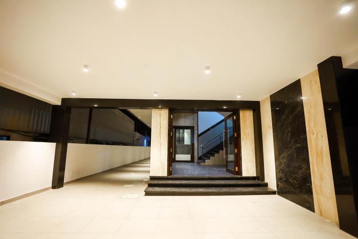 hotel lakshmi towers