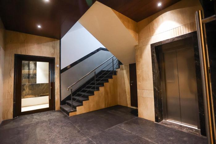 hotel lakshmi towers