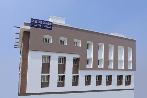 hotel lakshmi towers