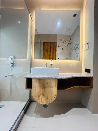 hotel virasat e bushahr