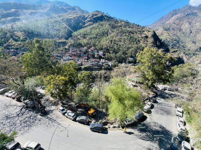 hotel virasat e bushahr