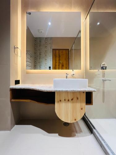 hotel virasat e bushahr