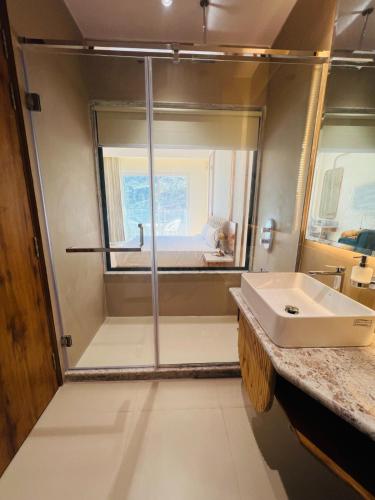 hotel virasat e bushahr