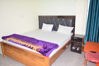 hotel a v priya by grb