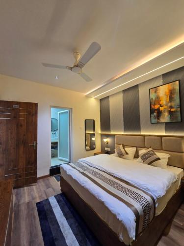 Hotel Fortune,,2 star