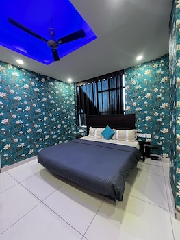 kinsfolk inn hotel and banquet