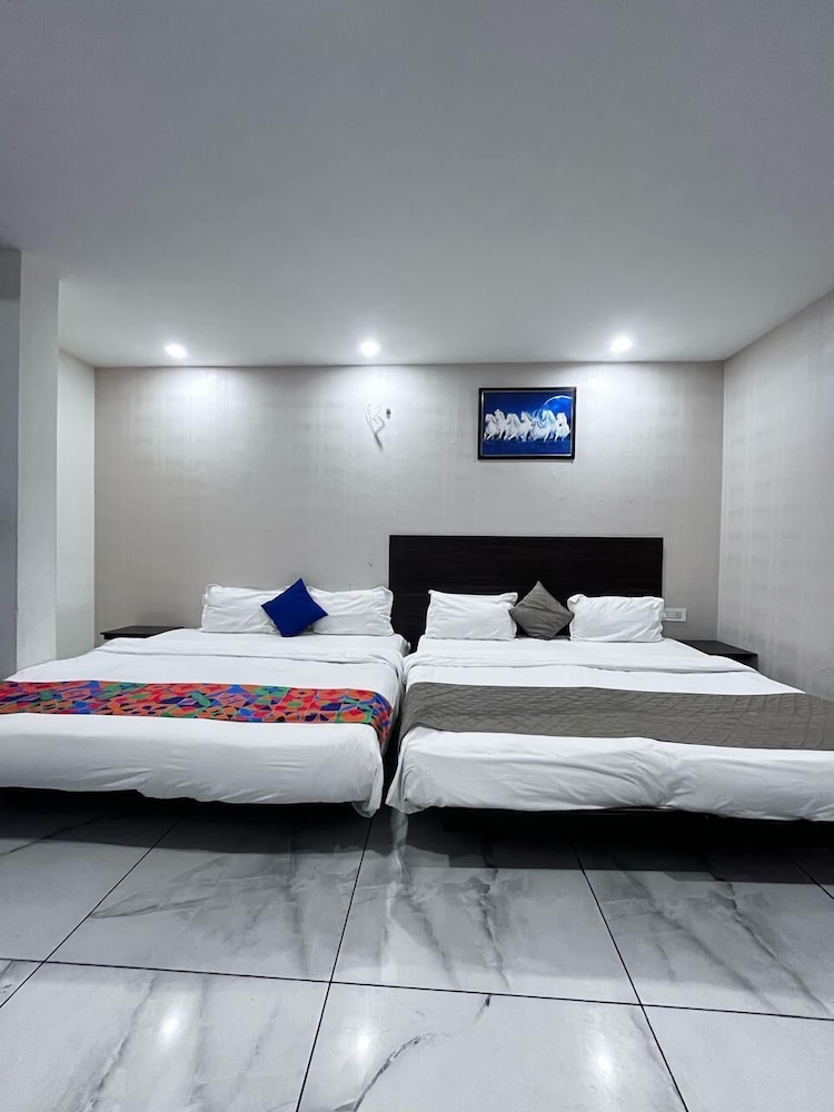 kinsfolk inn hotel and banquet