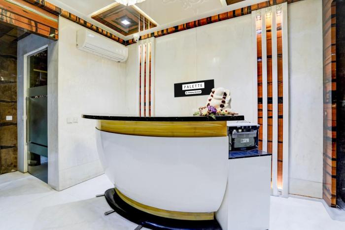 modern comfort stays at swarop nagar kanpur