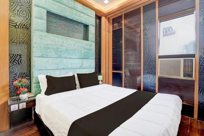 modern comfort stays at swarop nagar kanpur