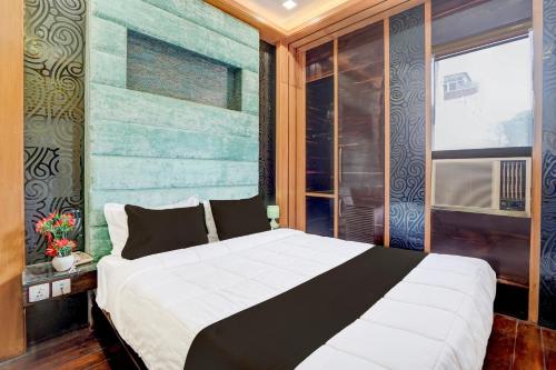 modern comfort stays at swarop nagar kanpur