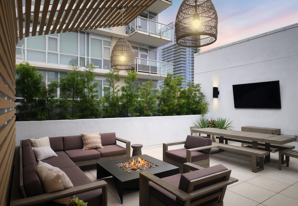 the margot hotel san diego gaslamp quarter outset by hilton