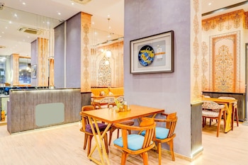 townhouse bombay exhibition centre goregaon