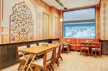 townhouse bombay exhibition centre goregaon