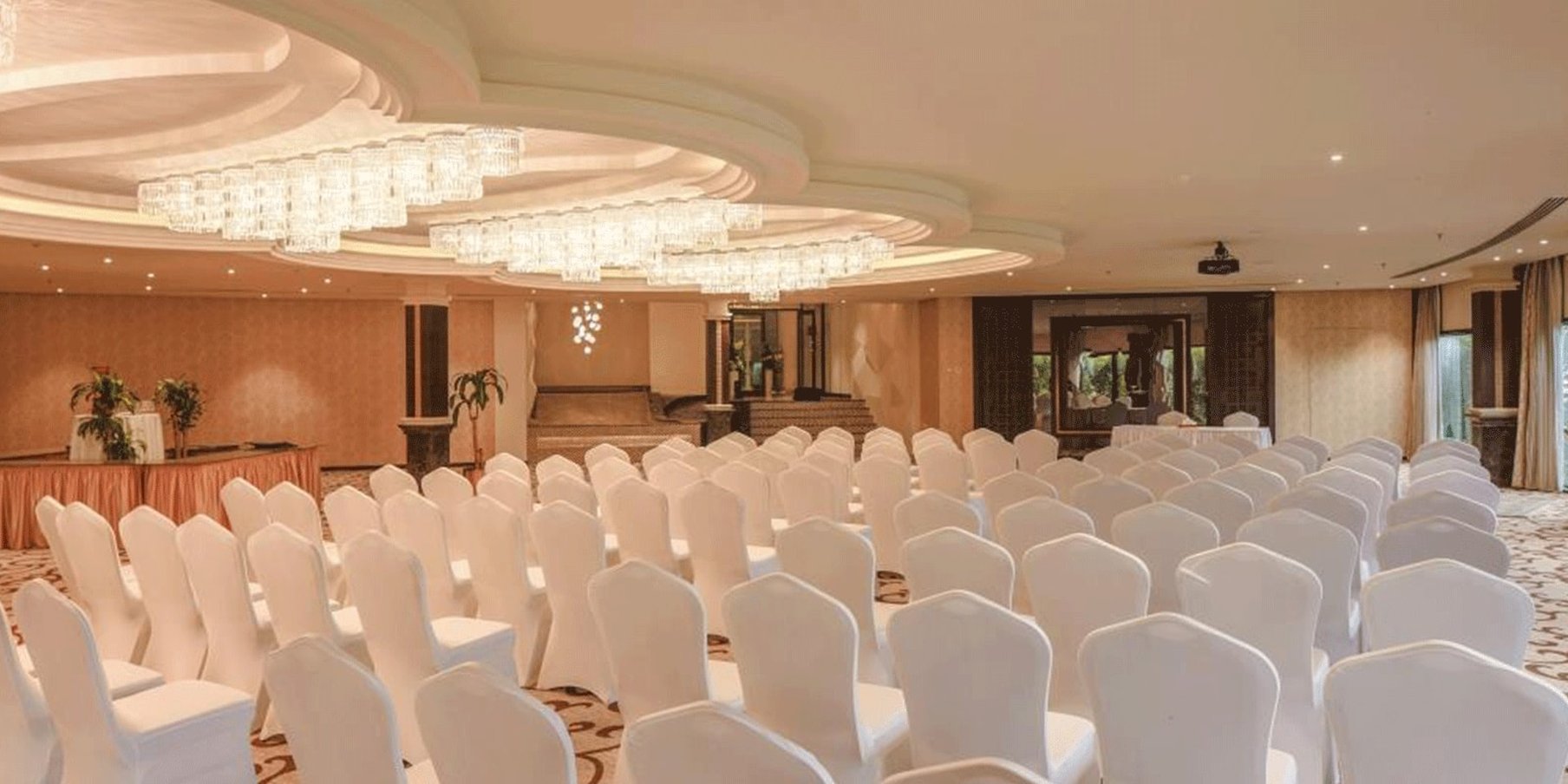 crowne plaza riyadh palace by ihg