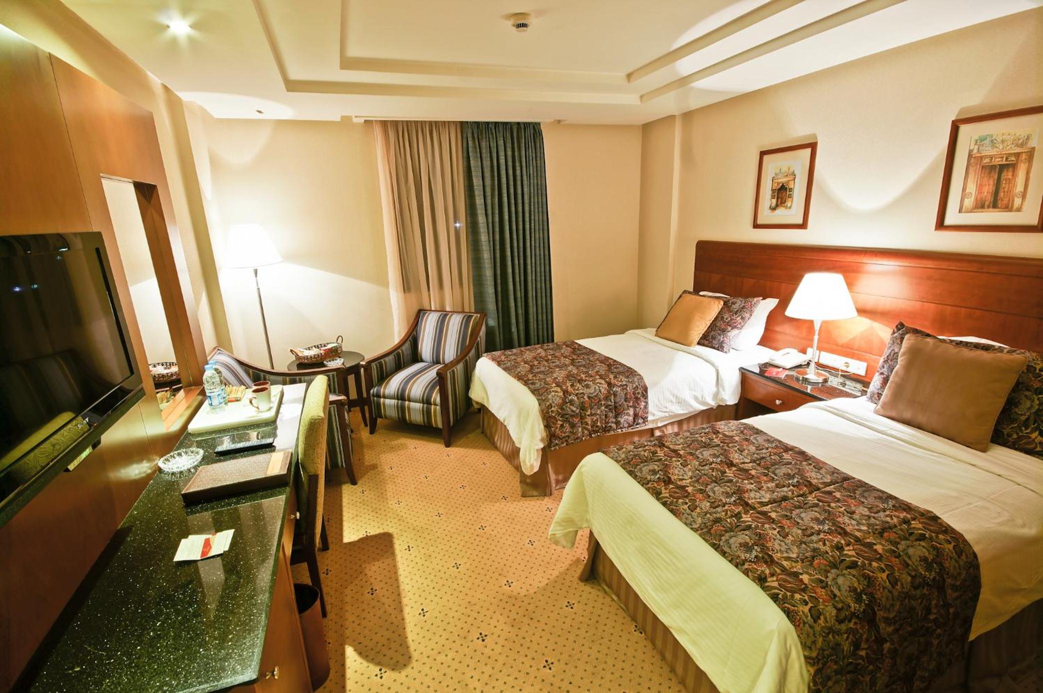 crowne plaza riyadh palace by ihg