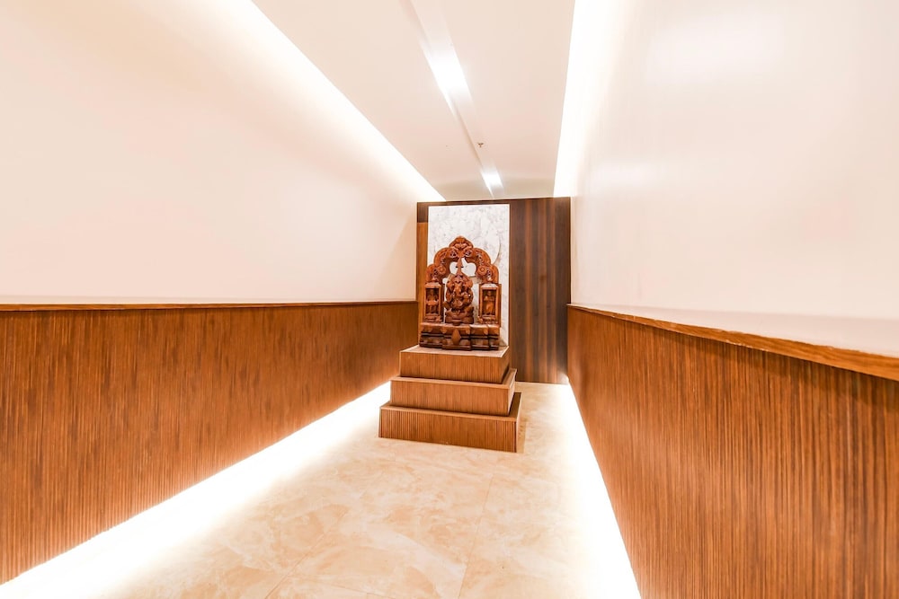 luxury stays near sea beach and jagannath temple